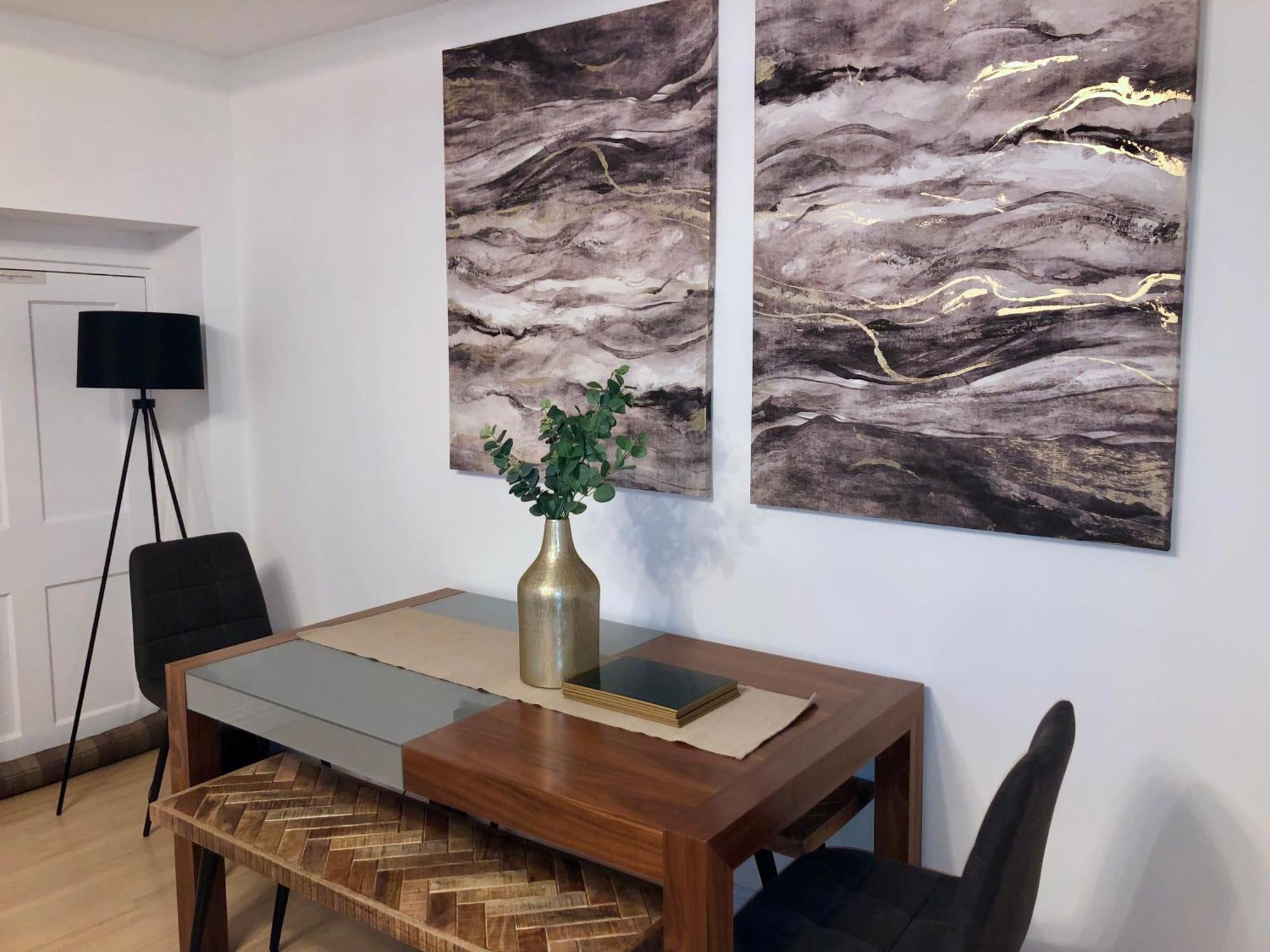 Superbly Located 2 Bedroom Luxury Apartment 바스 외부 사진