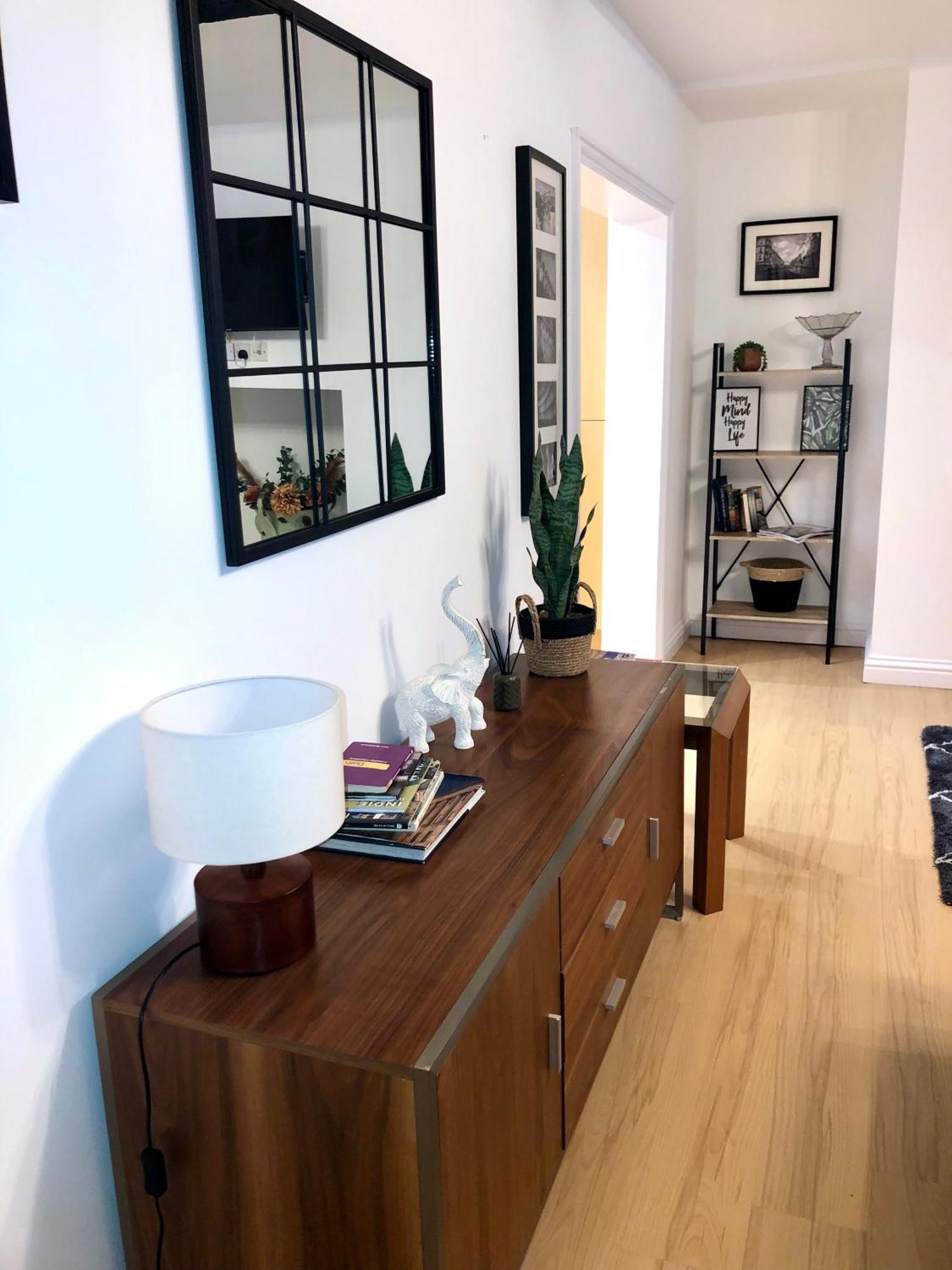 Superbly Located 2 Bedroom Luxury Apartment 바스 외부 사진